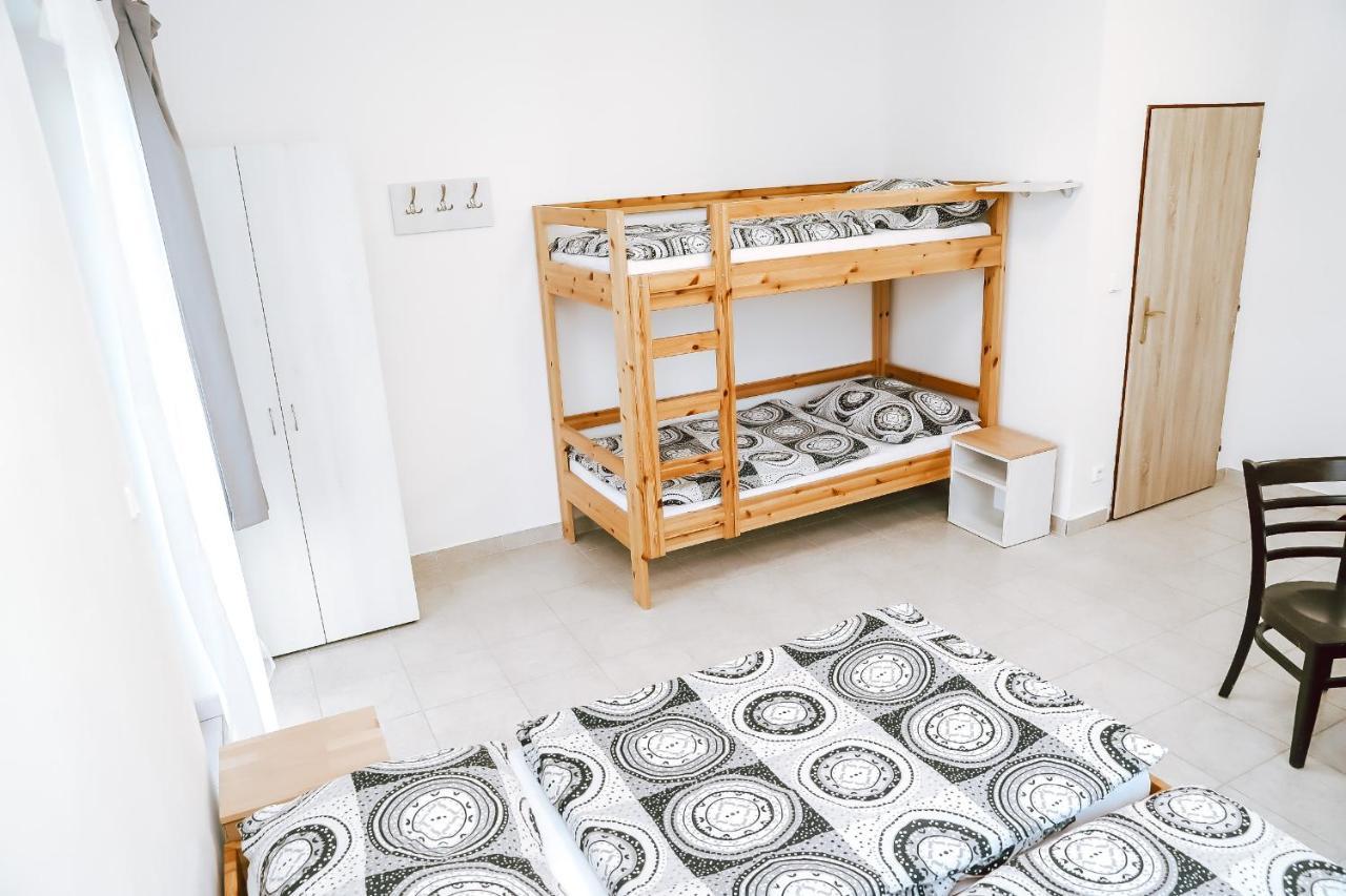 Chaty A Apartmany Hracholusky Kemp Kosatka Pnovany 外观 照片