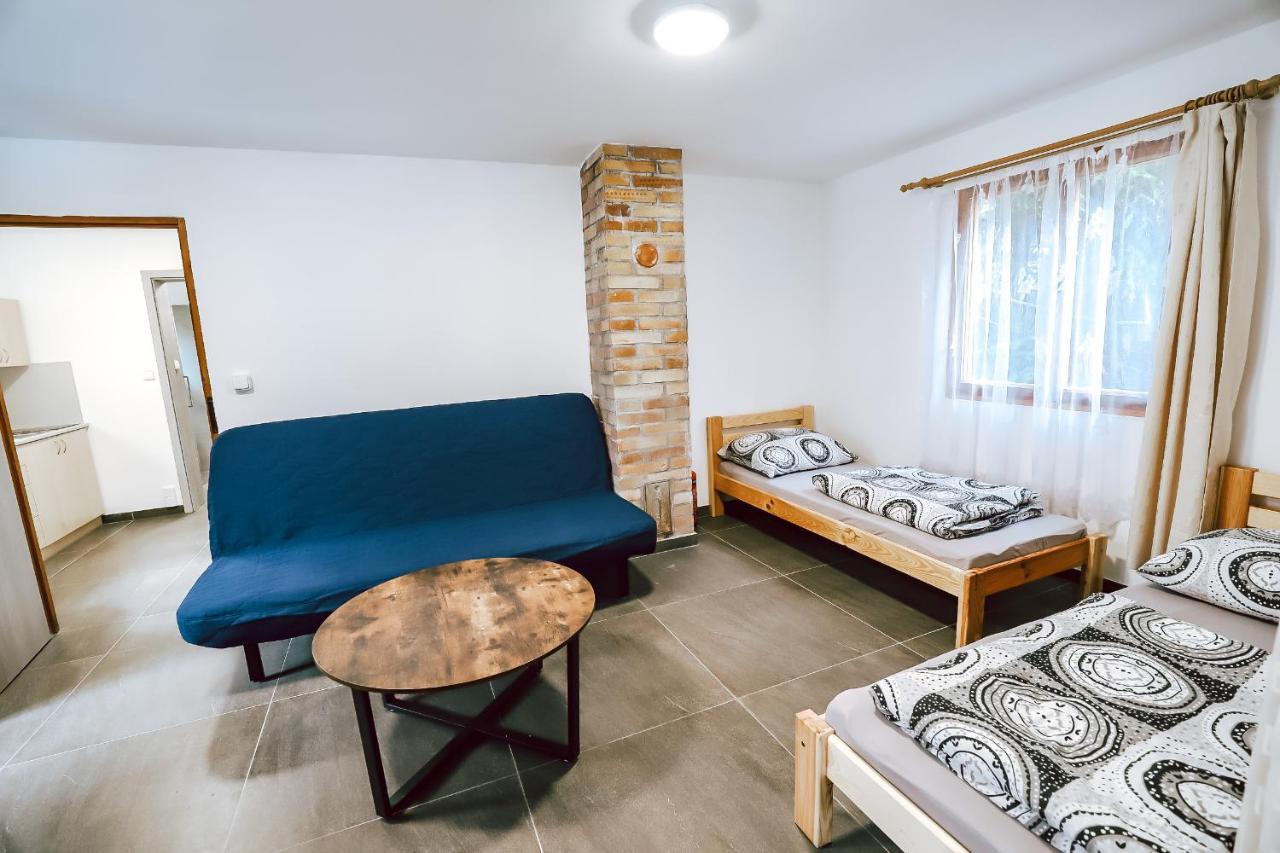 Chaty A Apartmany Hracholusky Kemp Kosatka Pnovany 外观 照片