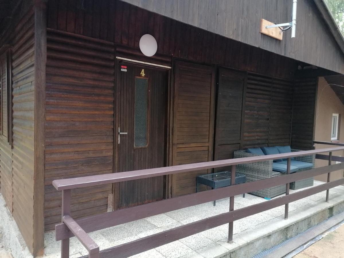 Chaty A Apartmany Hracholusky Kemp Kosatka Pnovany 外观 照片